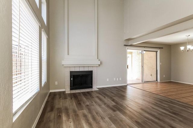 2345 E Gelding Drive, Phoenix, AZ 85022