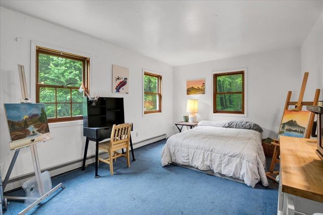 347 Ledgewood Lane, Hinesburg, VT 05445