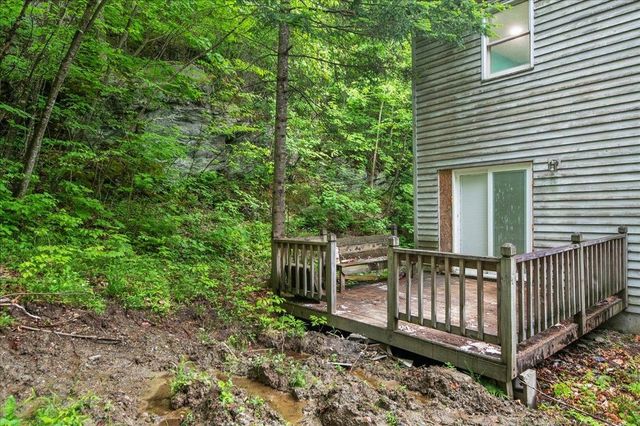 347 Ledgewood Lane, Hinesburg, VT 05445