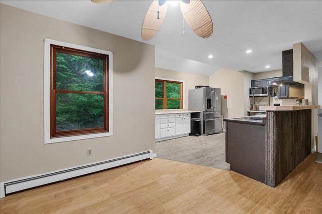 347 Ledgewood Lane, Hinesburg, VT 05445