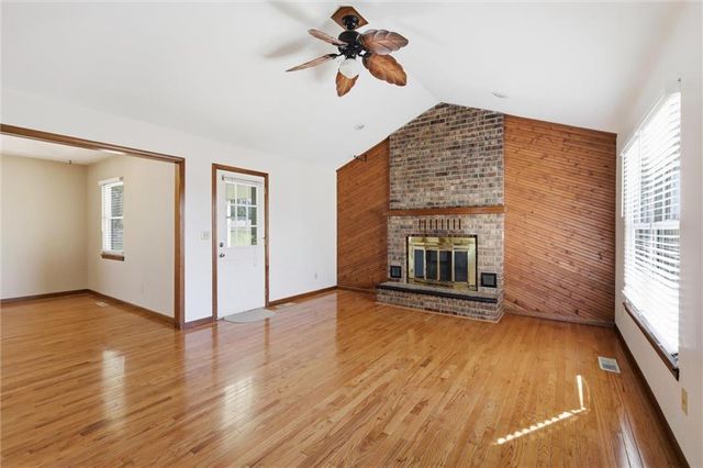 3111 S Fields Road, Oak Grove, MO 64075