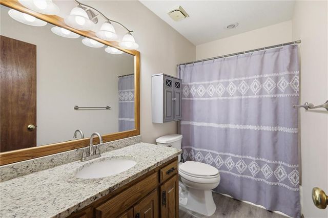 3111 S Fields Road, Oak Grove, MO 64075