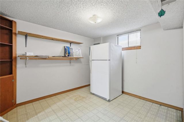 3111 S Fields Road, Oak Grove, MO 64075