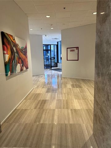 100 Bayview Dr 1006, Sunny Isles Beach, FL 33160