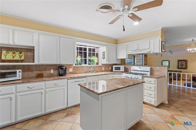 1413 N 11th Street, Temple, TX 76501