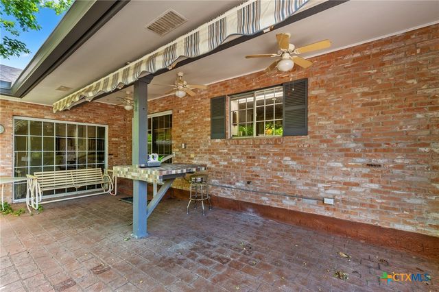 1413 N 11th Street, Temple, TX 76501