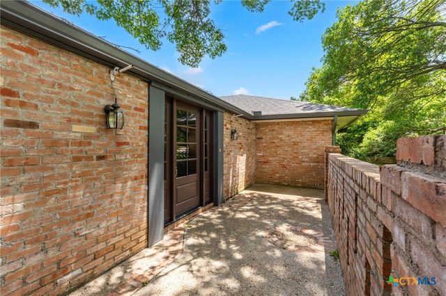1413 N 11th Street, Temple, TX 76501