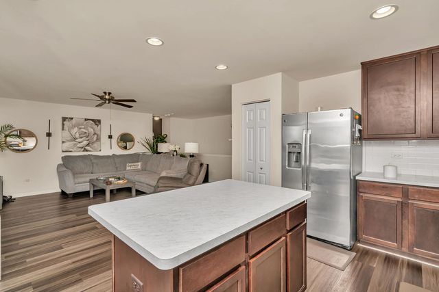 6611 Eich Drive, Joliet, IL 60431