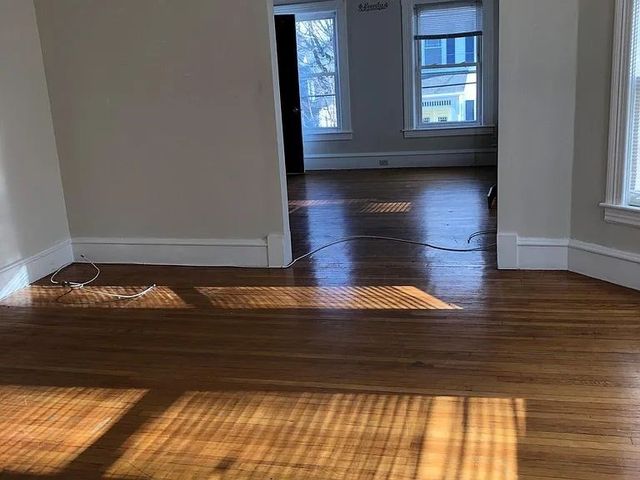 3 Belmont St 2, Lowell, MA 01851