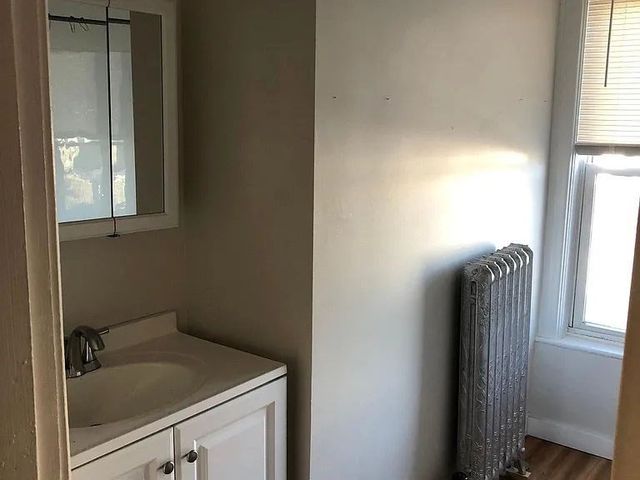 3 Belmont St 2, Lowell, MA 01851