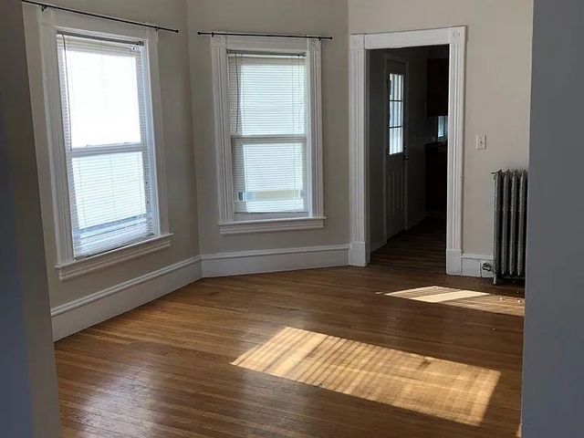 3 Belmont St 2, Lowell, MA 01851