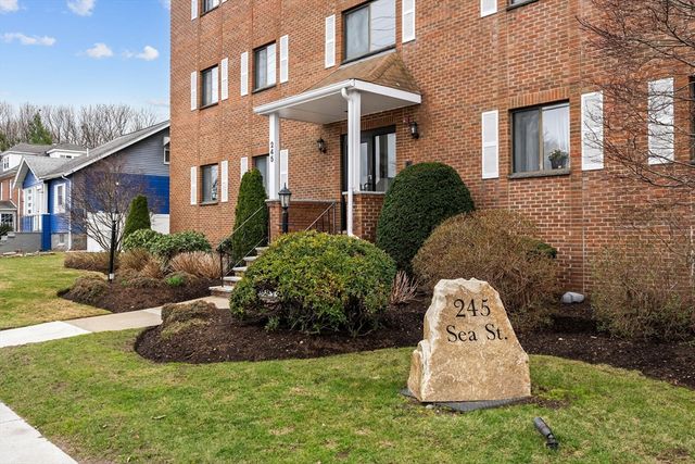 245 Sea St 16, Quincy, MA 02168