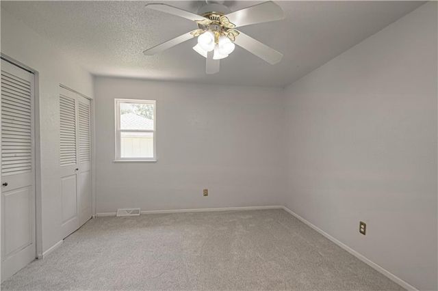 1809 SE ABBEY Street, Blue Springs, MO 64014