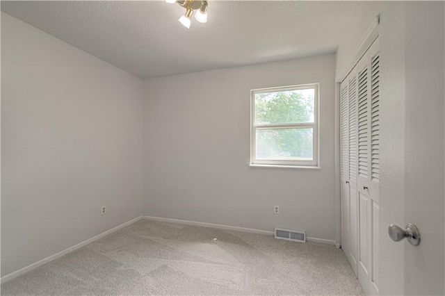 1809 SE ABBEY Street, Blue Springs, MO 64014