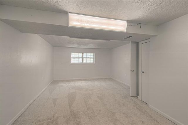 1809 SE ABBEY Street, Blue Springs, MO 64014