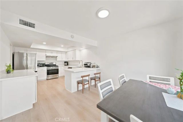 26 Palmento Way, Irvine, CA 92612
