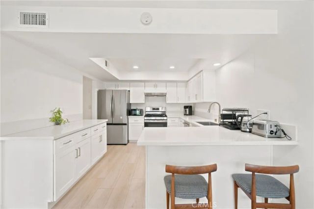 26 Palmento Way, Irvine, CA 92612
