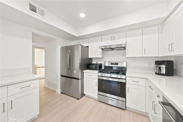 26 Palmento Way, Irvine, CA 92612