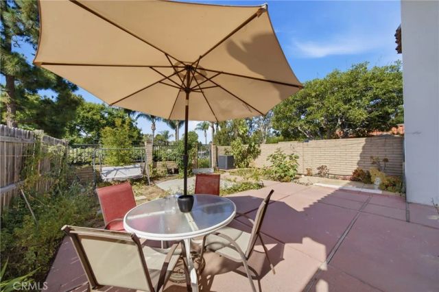 26 Palmento Way, Irvine, CA 92612