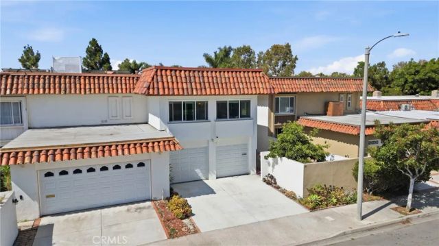 26 Palmento Way, Irvine, CA 92612
