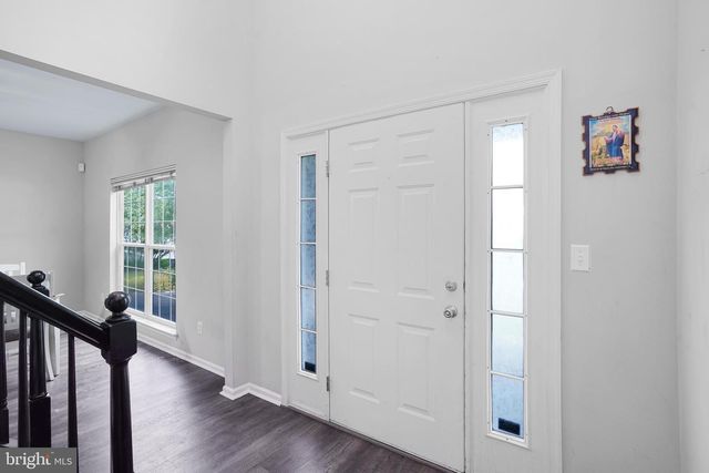 4 HAVEN LN, Burlington, NJ 08016