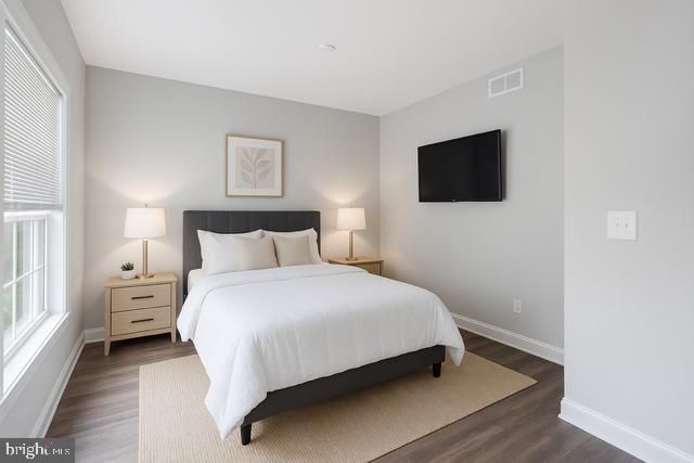 4 HAVEN LN, Burlington, NJ 08016