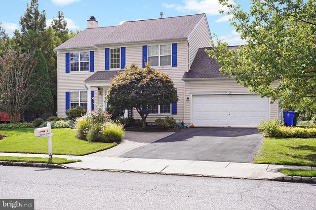 4 HAVEN LN, Burlington, NJ 08016