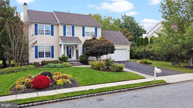 4 HAVEN LN, Burlington, NJ 08016