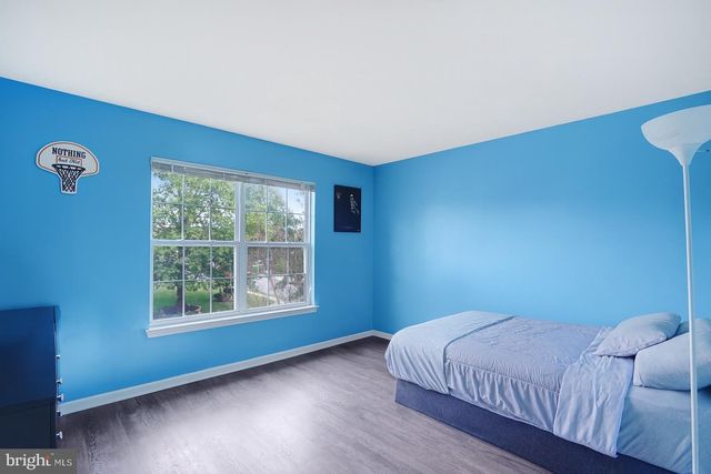 4 HAVEN LN, Burlington, NJ 08016