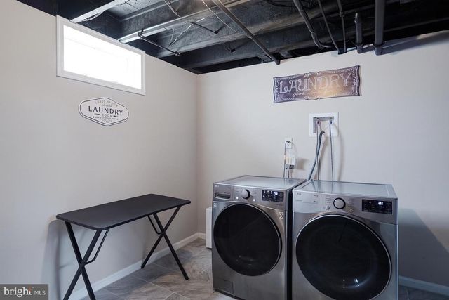 4 HAVEN LN, Burlington, NJ 08016