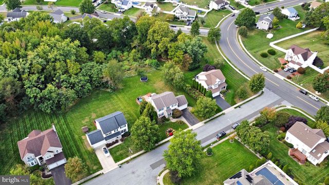 4 HAVEN LN, Burlington, NJ 08016