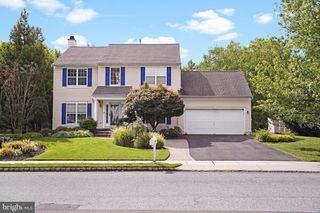 4 HAVEN LN, Burlington, NJ 08016
