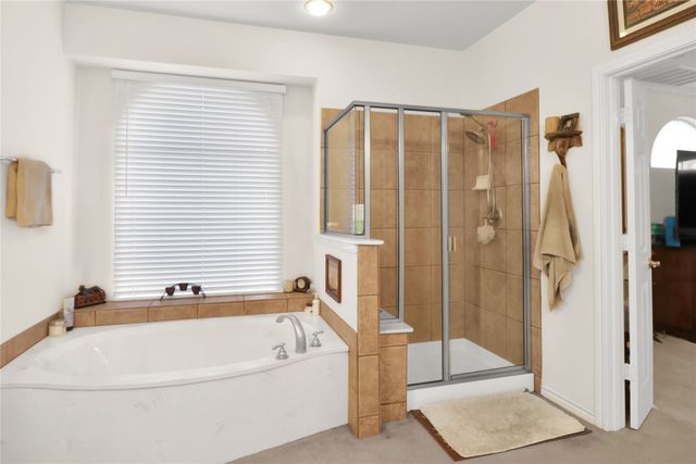 709 Ascot Park Drive, Mansfield, TX 76063