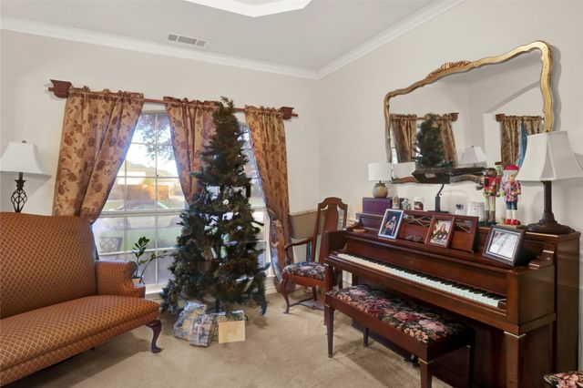 709 Ascot Park Drive, Mansfield, TX 76063