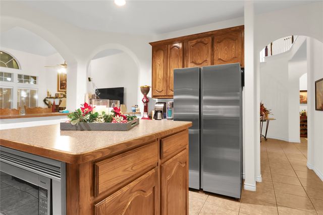 709 Ascot Park Drive, Mansfield, TX 76063