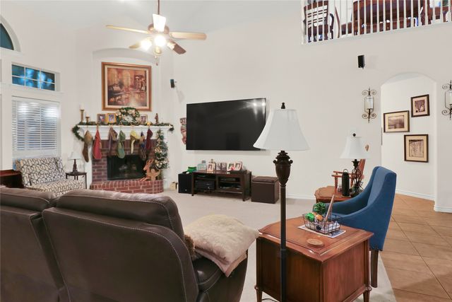 709 Ascot Park Drive, Mansfield, TX 76063