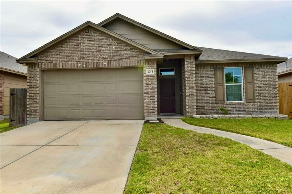 3013 Maverick, Corpus Christi, TX 78410