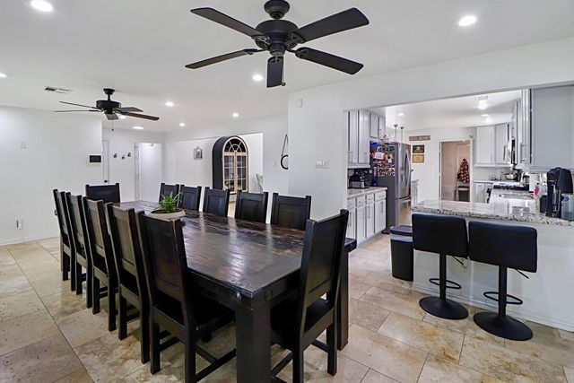 5951 Yarwell Drive, Houston, TX 77096