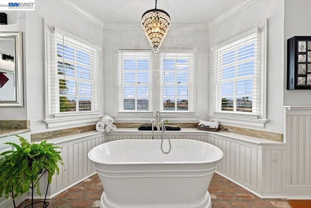 4450 Driftwood Ct, Discovery Bay, CA 94505