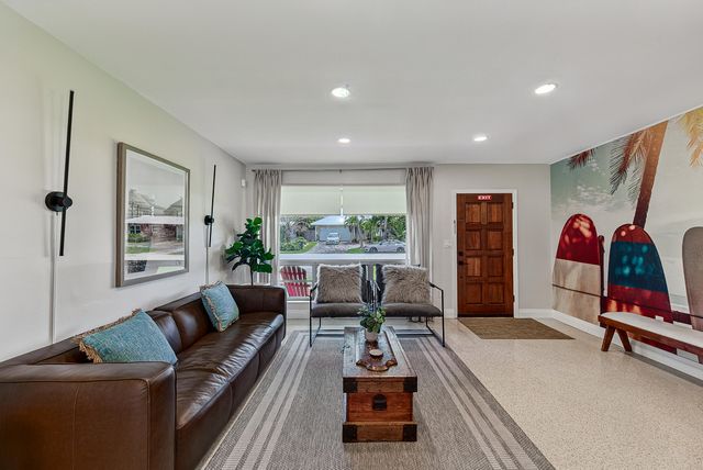 4795 NE 18TH Avenue, Oakland Park, FL 33334