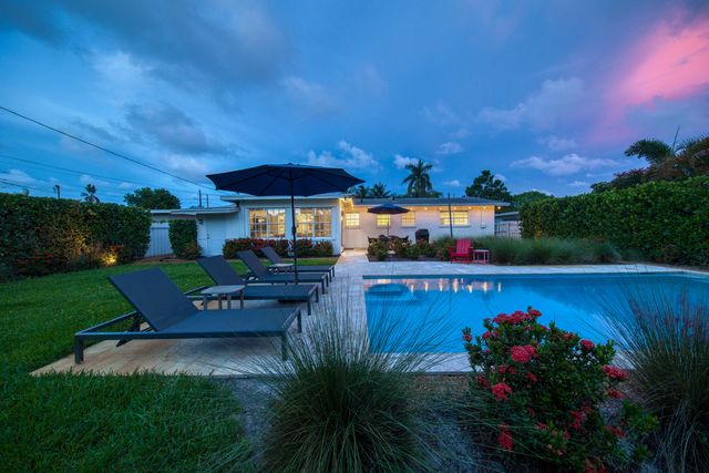 4795 NE 18TH Avenue, Oakland Park, FL 33334