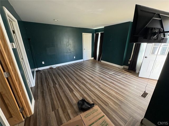 2102 Whitesboro Street 4, Utica, NY 13502