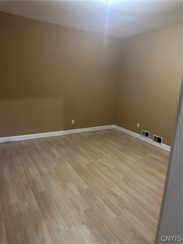 2102 Whitesboro Street 4, Utica, NY 13502