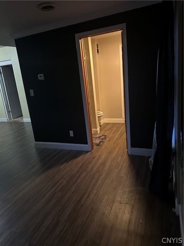 2102 Whitesboro Street 4, Utica, NY 13502