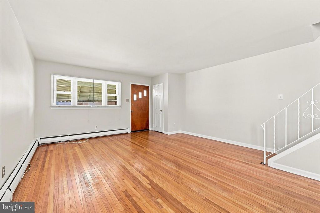 114 W 7TH ST, BRIDGEPORT, PA 19405 — photo 3