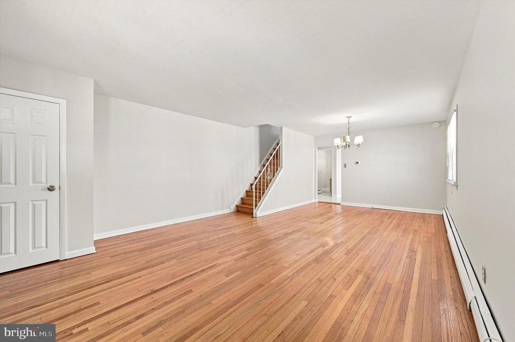 114 W 7TH ST, BRIDGEPORT, PA 19405 — photo 4