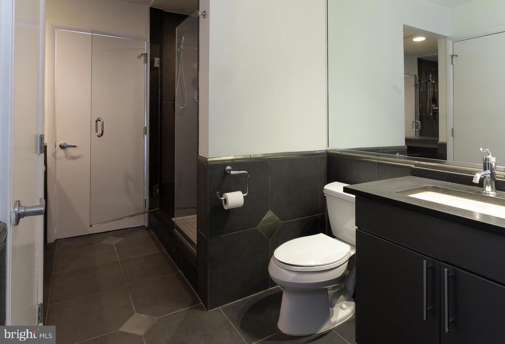 Image 20 of property listing at 1210-26 BUTTONWOOD ST #505, Philadelphia, PA 19123