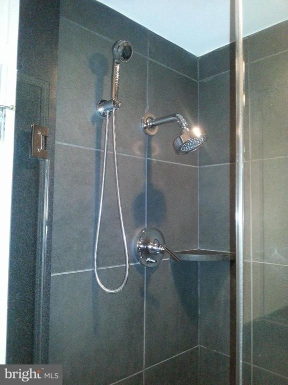 Image 21 of property listing at 1210-26 BUTTONWOOD ST #505, Philadelphia, PA 19123