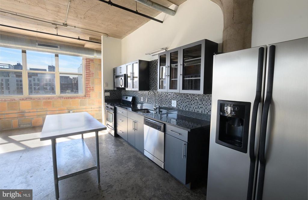 Image 9 of property listing at 1210-26 BUTTONWOOD ST #505, Philadelphia, PA 19123