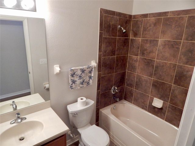 5632 AUTUMN SHIRE DRIVE, Zephyrhills, FL 33541